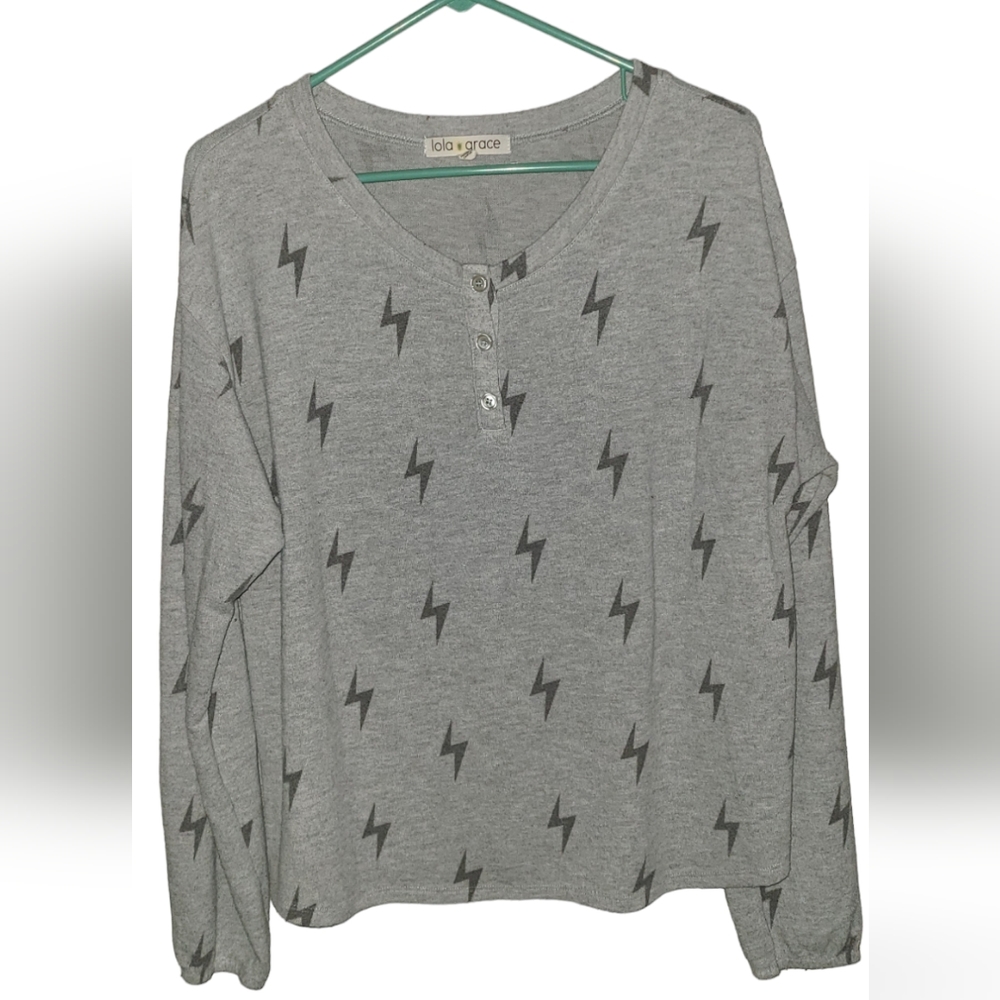 Lola Grace soft long sleeved M‎ women's sweater